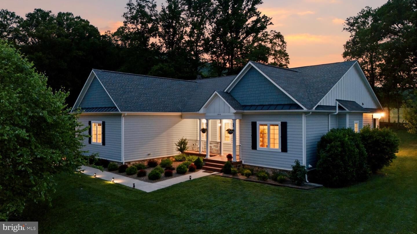 Property Photo: 13855 Paris Breeze Place VA 20132