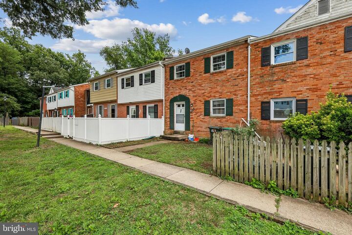 Property Photo:  14447 Village Drive  VA 22191 