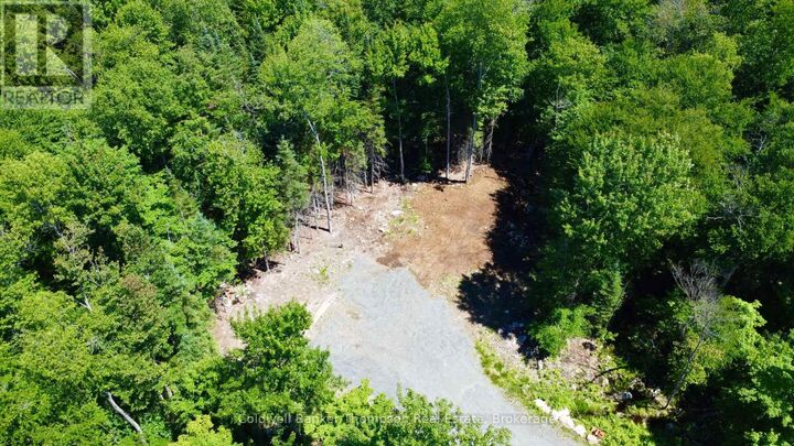 Property Photo: 2 Foxwood Court ON P1H 2N5