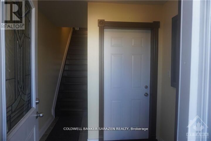 Property Photo:  326 Flora Street 3  ON K1R 5S3 
