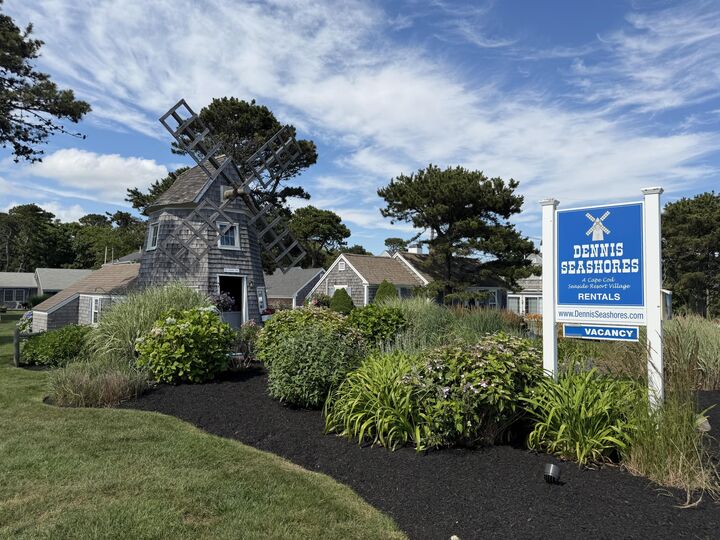 Property Photo:  12 Ocean Park E Unit 12  MA 02639 