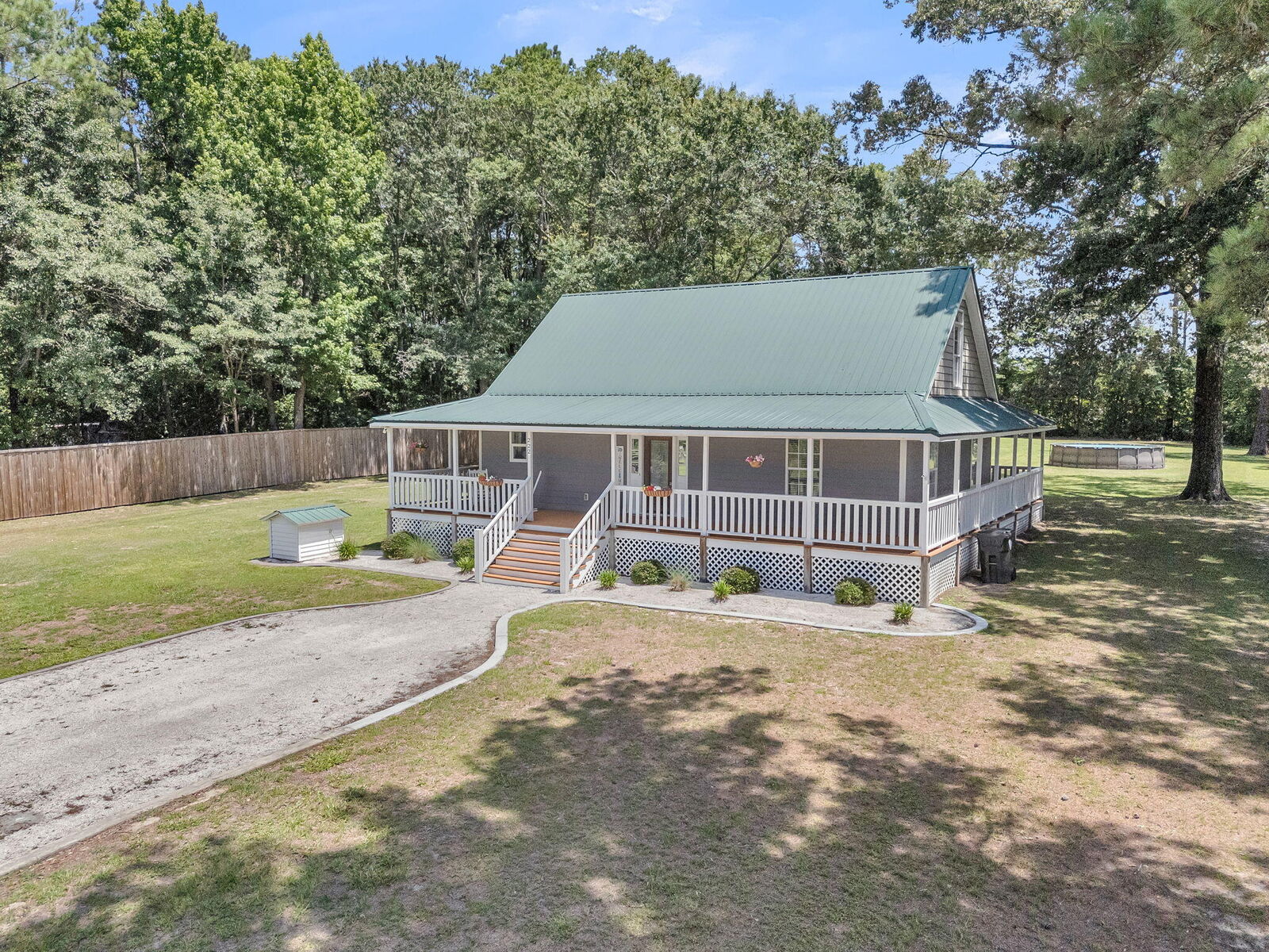 Property Photo:  222 Buckeye Lane  SC 29486 