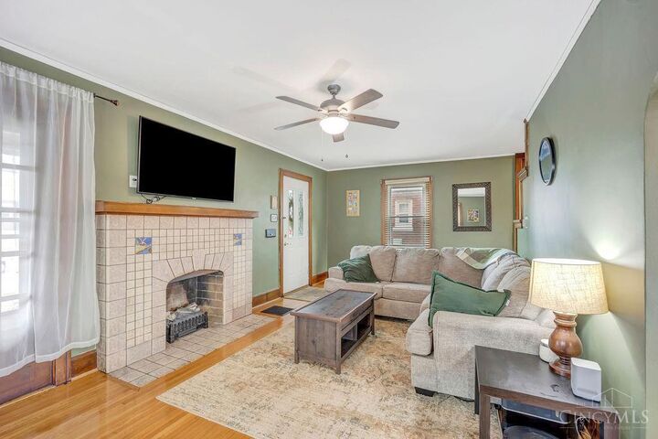 Property Photo:  2128 Glenside Avenue  OH 45212 