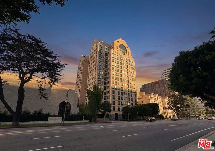 Property Photo: 10520 Wilshire Blvd CA 90024