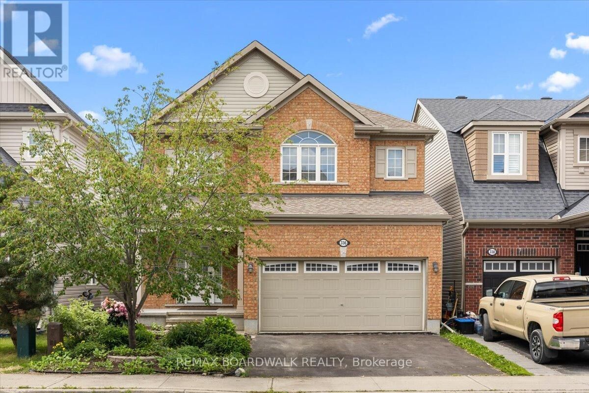 Property Photo:  336 Gallantry Way  ON K2S 0R1 