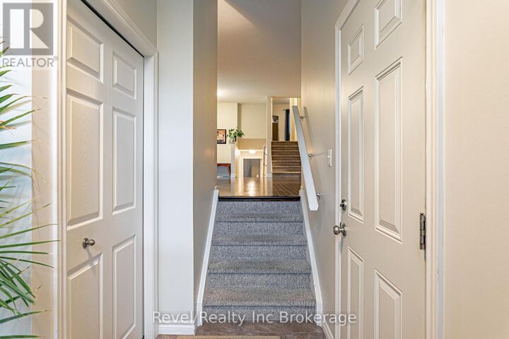 Property Photo:  107 King Street East  ON N5C 1G8 