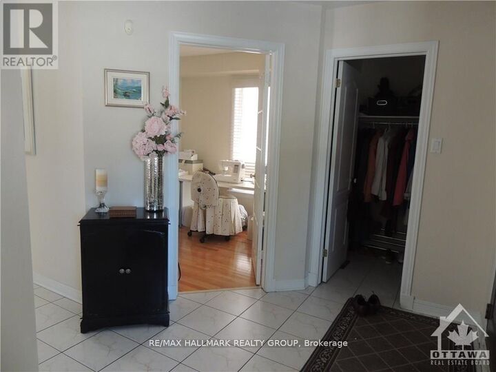 Property Photo:  15 Bondar Way  ON K1T 4A9 