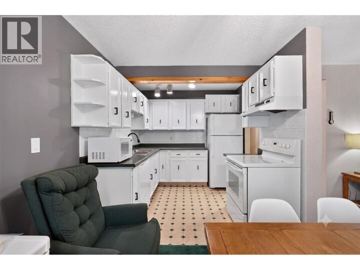 Property Photo: 60 Wolverine Road 210 BC V1P 1P3