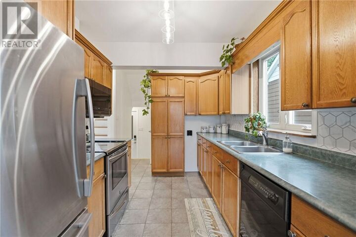 Property Photo:  166 Simcoe Street  ON P3C 3L3 
