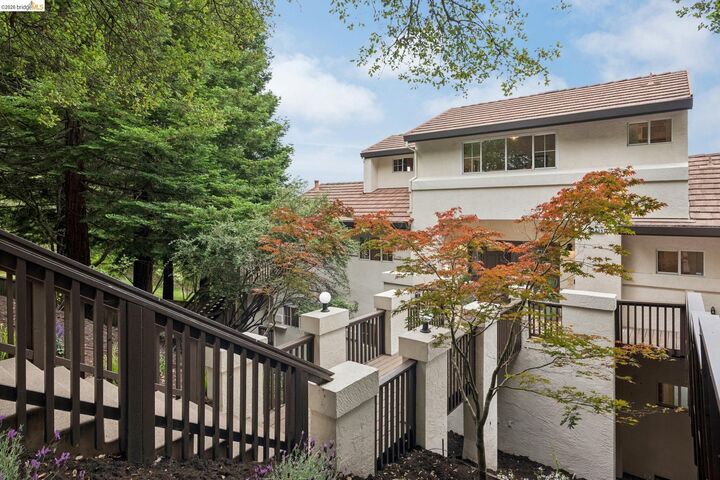 Property Photo: 1325 Drury Rd CA 94705