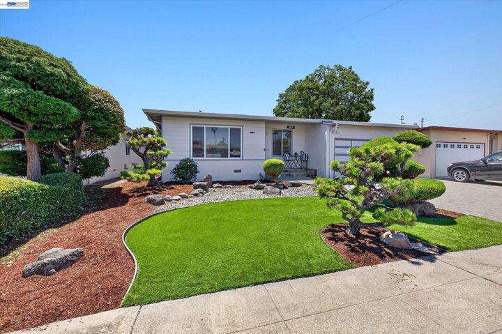 Property Photo:  19131 Waverly Avenue  CA 94541 