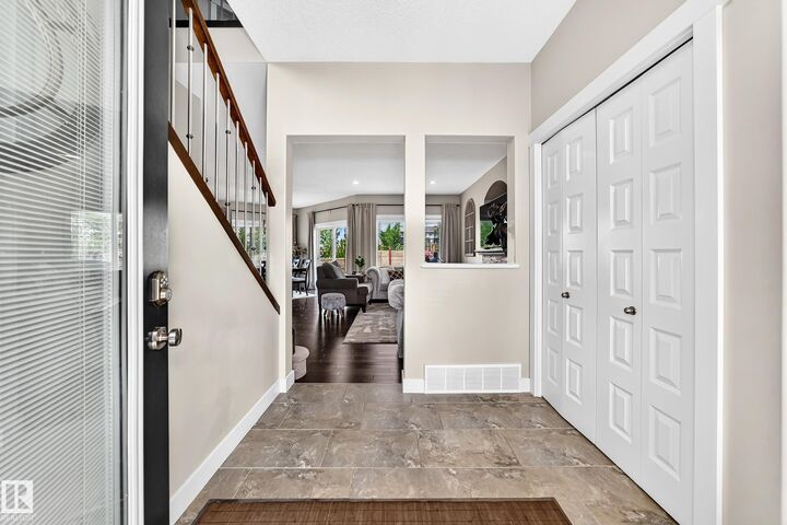 Property Photo:  13724 166 Avenue NW  AB T6V 0H5 