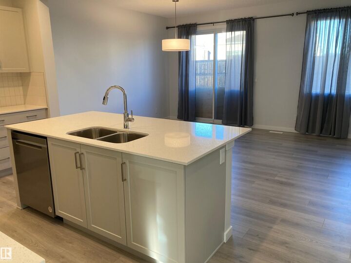 Property Photo:  22904 94 Avenue NW  AB T5T 3Y2 