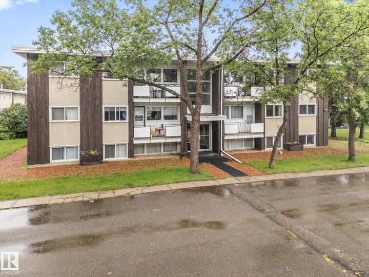 Property Photo:  5635 105 Street NW 9  AB T6H 2N2 