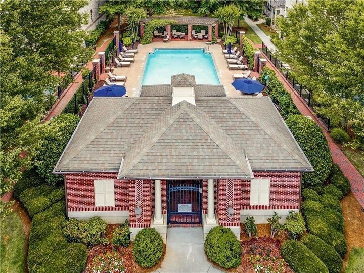 Property Photo:  3635 E Paces Circle NE 1407  GA 30326 