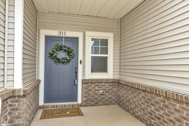 Property Photo:  311 Hollenbeck Place  SC 29607 