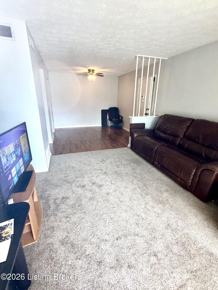 Property Photo:  7074 Wildwood Cir 164  KY 40291 