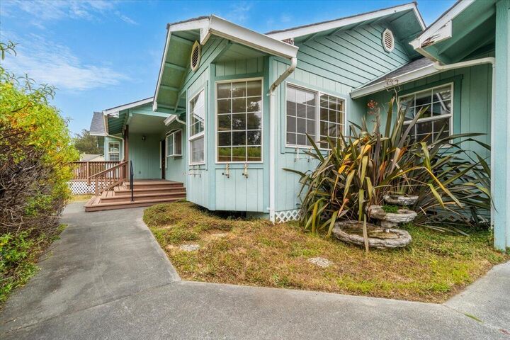 Property Photo:  278 Sweet Court  CA 95540 