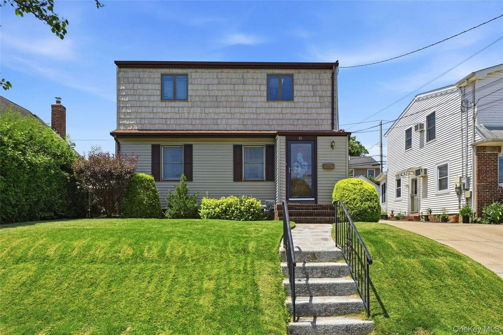 Property Photo:  65 Moore Street  NY 11040 