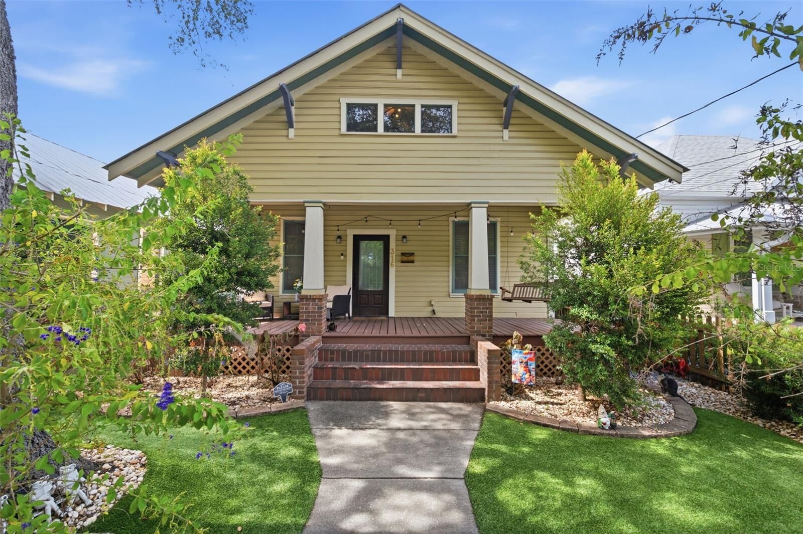 Property Photo:  316 E Frances Avenue  FL 33602 