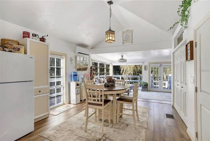 Property Photo:  1192 Errol Parkway  FL 32712 