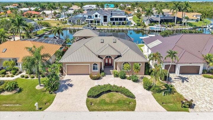 Property Photo:  3651 Aruba Court  FL 33950 