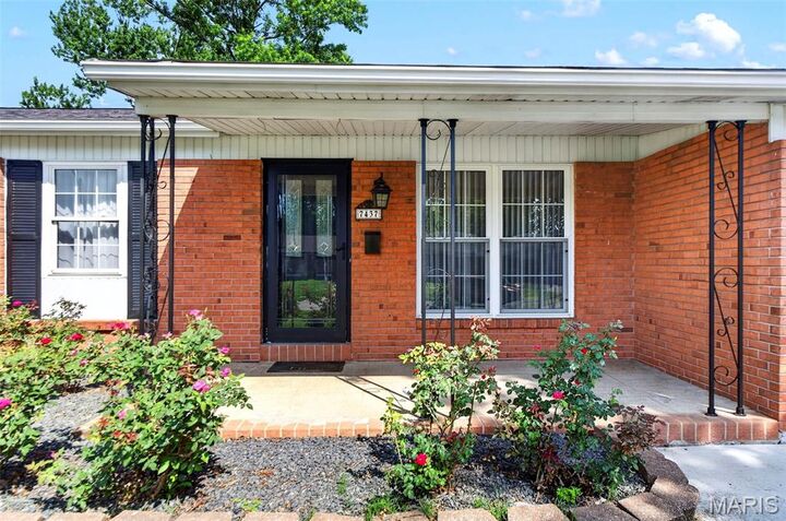 Property Photo:  7437 Sunset Drive  MO 63042 