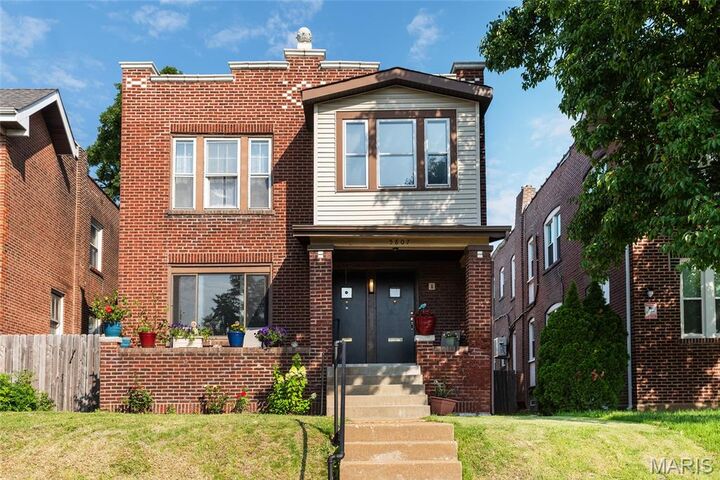 Property Photo: 5807 S Kingshighway Boulevard MO 63109