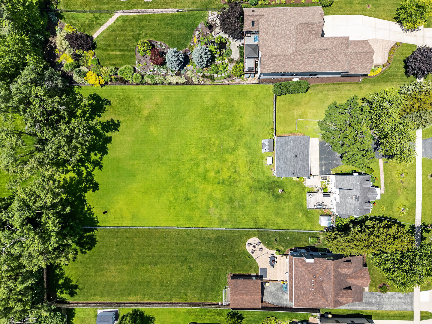 Property Photo: 115 60th Street IL 60516