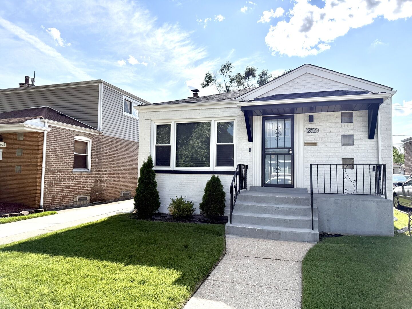 Property Photo: 12520 S Yale Avenue IL 60628