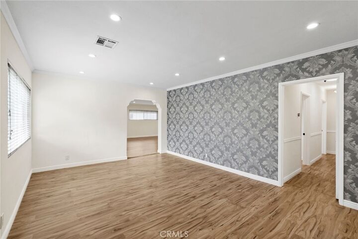 Property Photo:  1911 N Fairview Street  CA 91505 