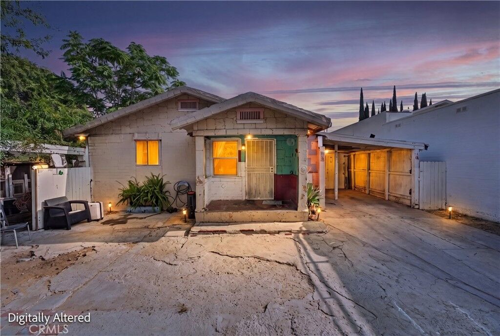 Property Photo:  4123 Chevy Chase Drive  CA 90039 