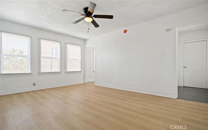 Property Photo: 2116 S Palm Grove Avenue CA 90016