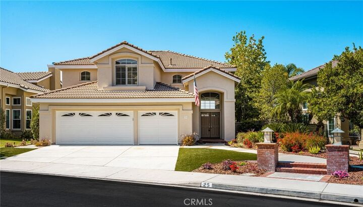 Property Photo:  25 La Perla  CA 92610 