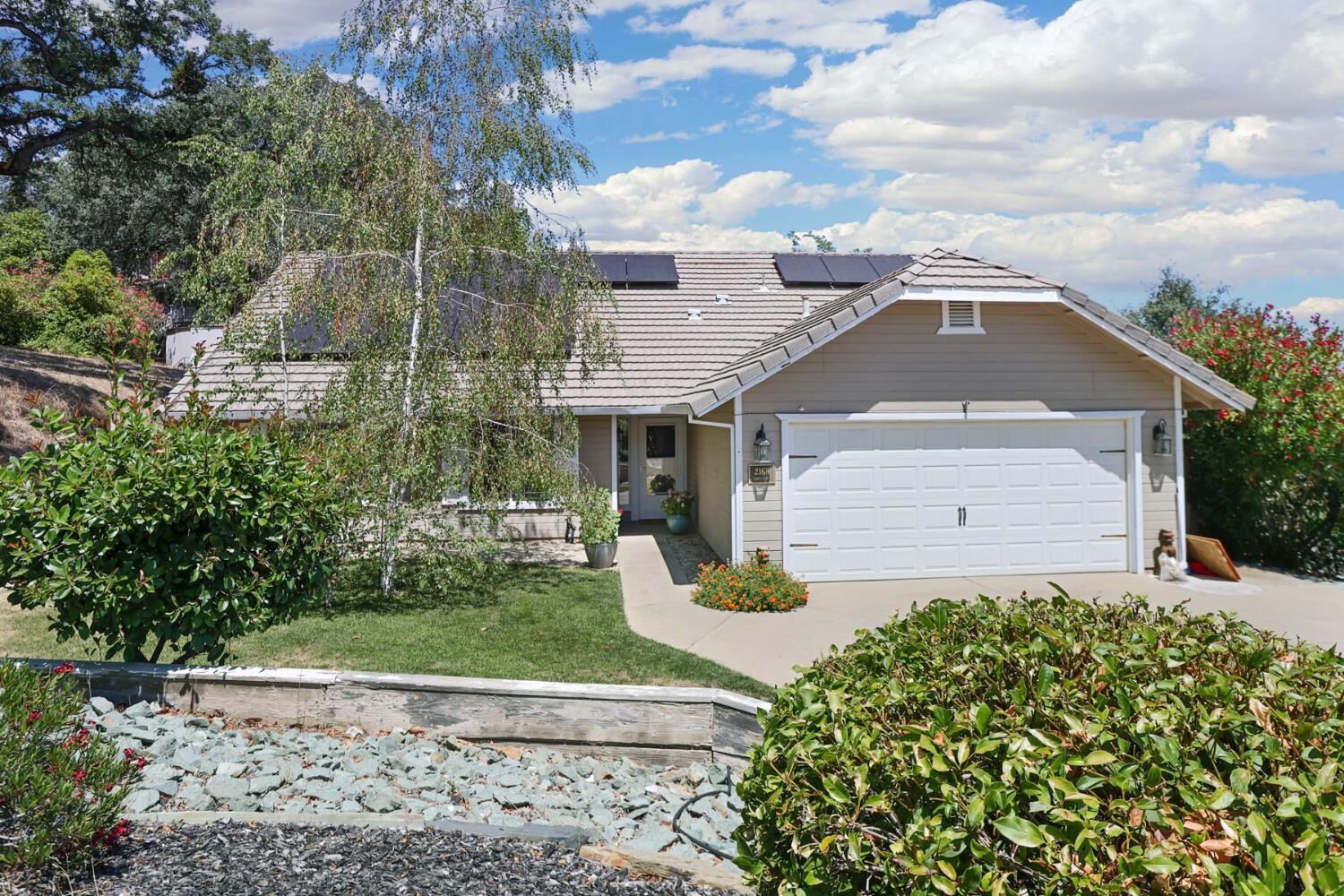 Property Photo: 2168 Quail Court CA 95252