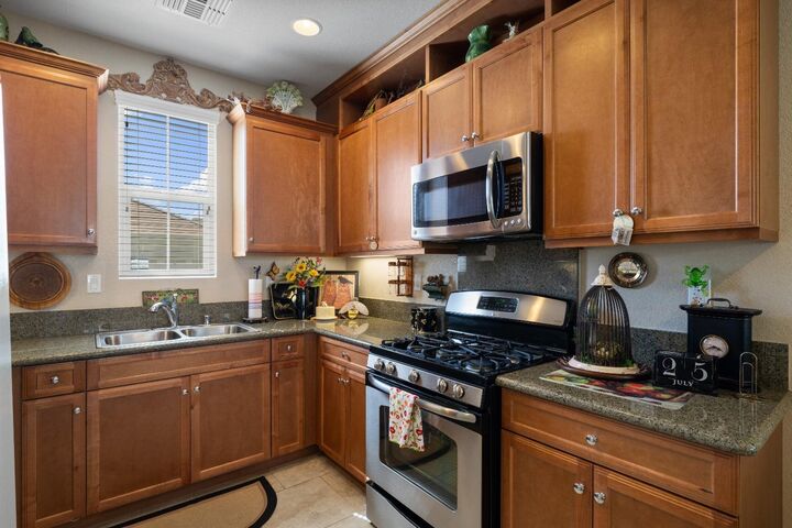Property Photo:  7438 Chevelle Way  CA 95829 