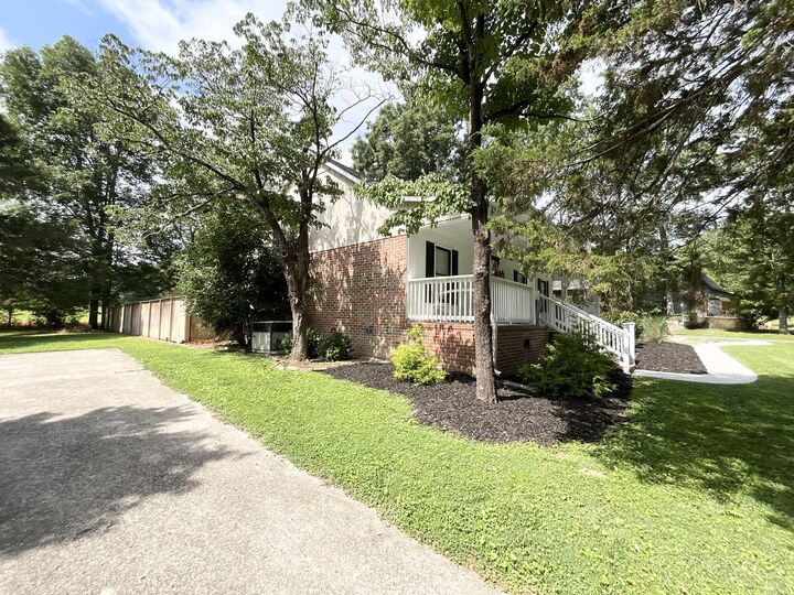 Property Photo:  119 Autumn Ln  TN 37388 