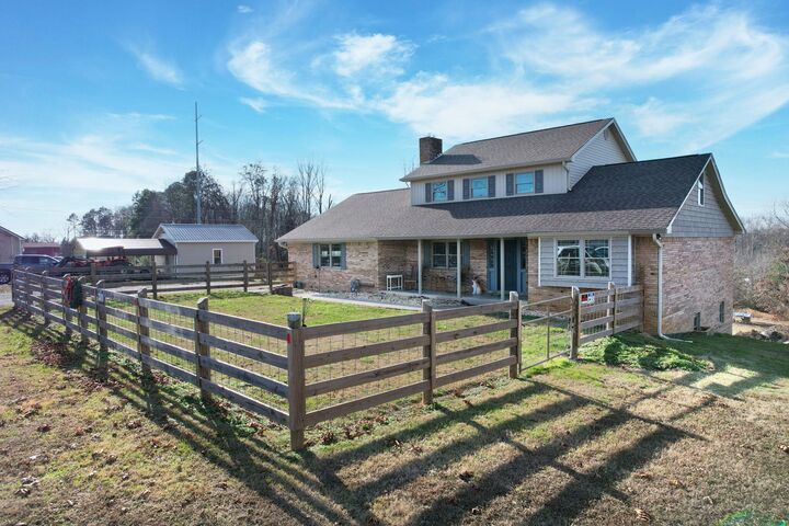 Property Photo: 483 Minnis Road NE TN 37323