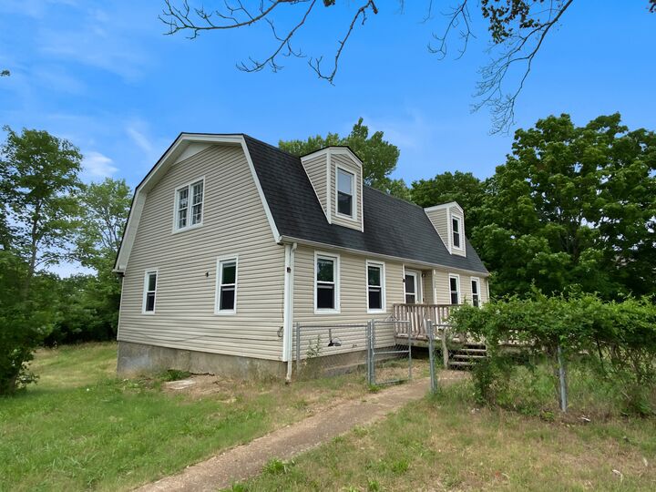 Property Photo: 1155 Woodson Rd TN 37146