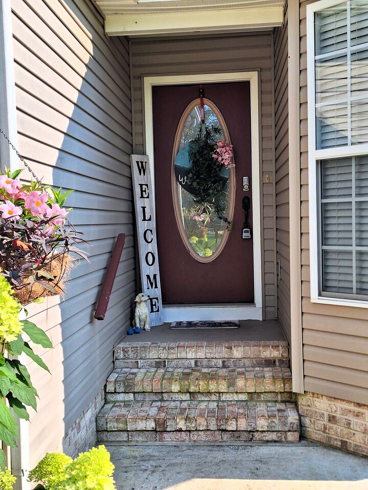 Property Photo:  131 Charlotte Dr  TN 37398 
