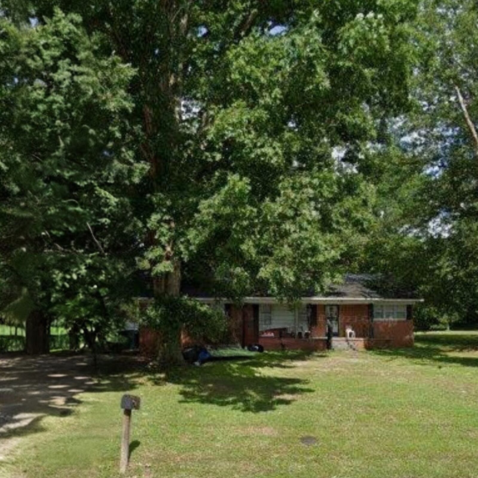 Property Photo:  130 Muse St  TN 38301 