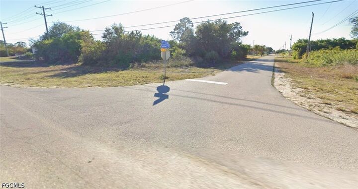 Property Photo:  3101 37th Street SW  FL 33976 