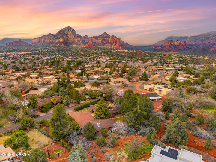 Property Photo: 385 Rockridge Drive AZ 86336