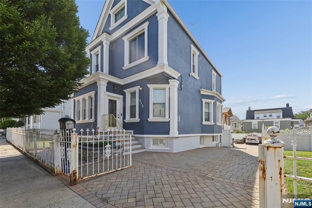 Property Photo:  208-212 Brighton Avenue  NJ 07032 
