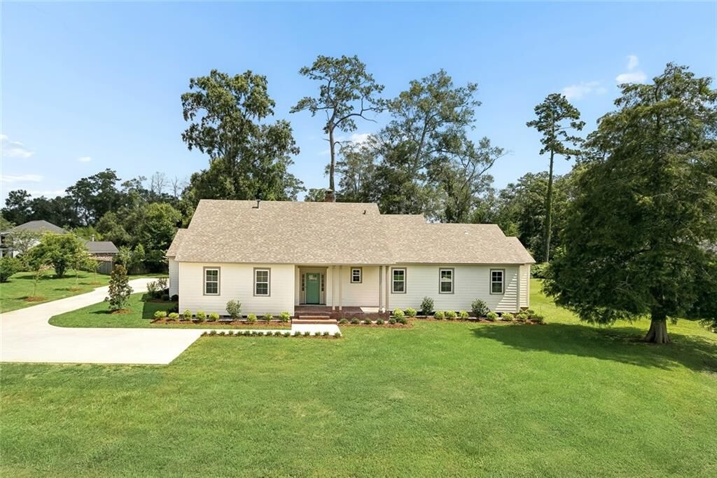 Property Photo:  44060 Forbes Farm Drive  LA 70403 