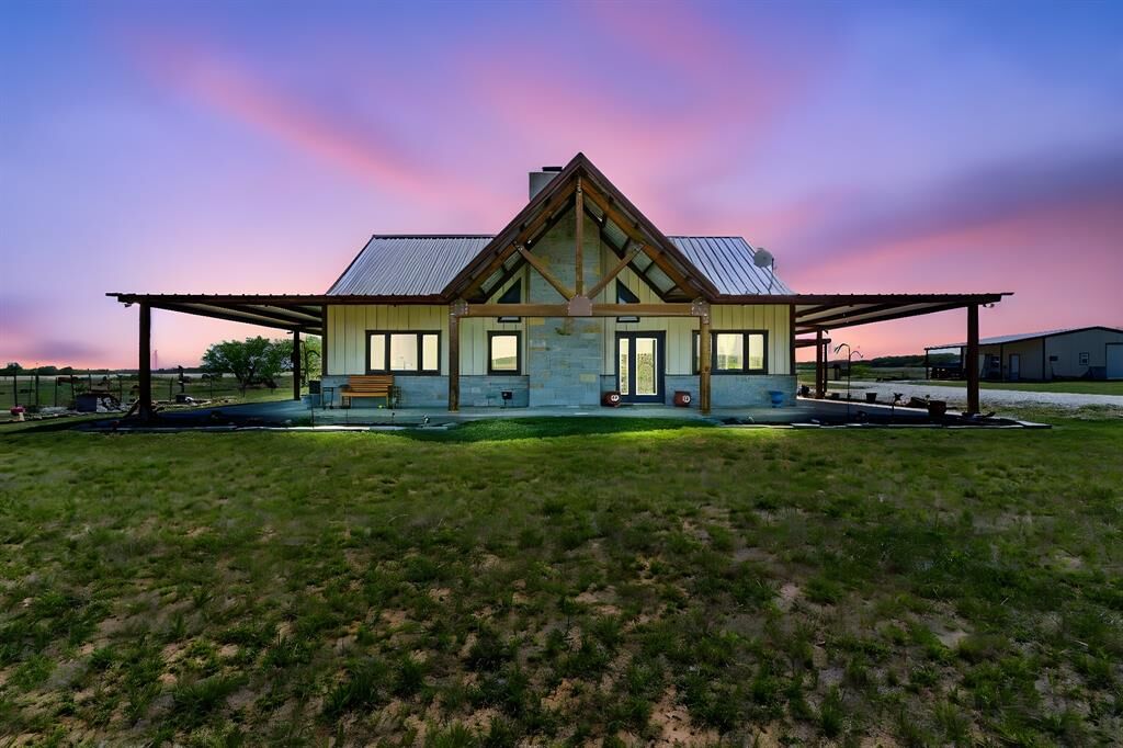 Property Photo:  1359 Cr 195  TX 76454 