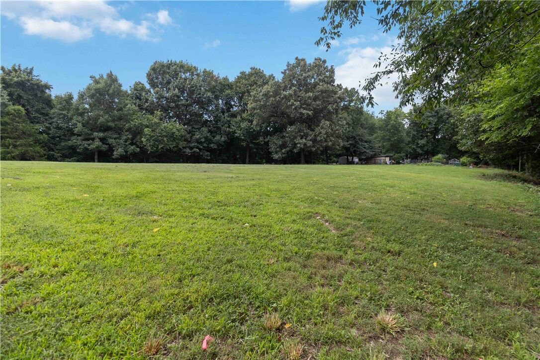 Property Photo:  Tract 1B, 3 Acres W Davis Road  AR 72704 