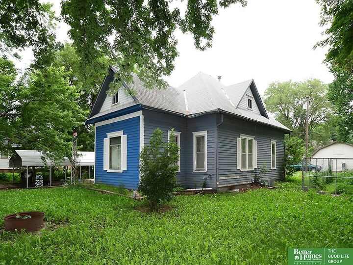 Property Photo:  355 Pawnee Street  NE 68654 