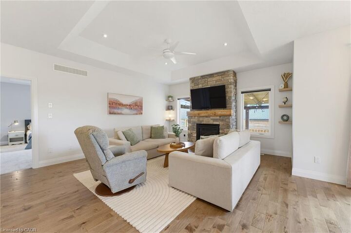Property Photo: 680 Rogers Road ON N4W 0G1