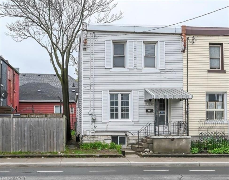 Property Photo:  1024 Cannon Street E  ON L8L 2H6 